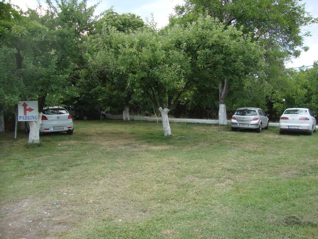 Hotel Pantazis Pandeleímonosz-part Kültér fotó